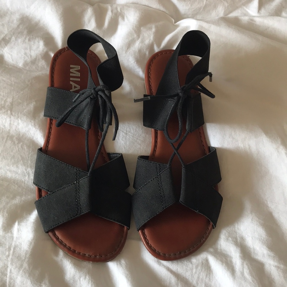 Black sandals